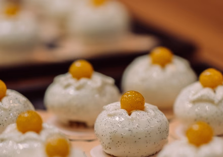 Entremets-Mangue-Vakana-vanille-F-Lesage-Sirah-2025-NOROHY